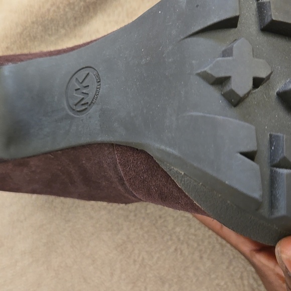 Michael Kors Brown Suede Leather Heeled Pumps with Chunky Platform Mary Jane - Picture 8 of 13